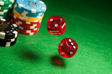 loket88 platform interface showing football markets and live-dealer tables