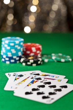loket88 Sic Bo Dadu multi-camera studio view showing dice cup and table